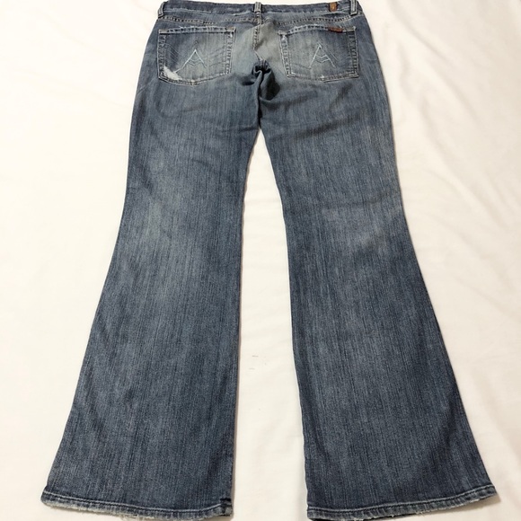 7FAM Women’s “A-Pocket” Lowrise Bootcut Jeans - 31 - Picture 8 of 16